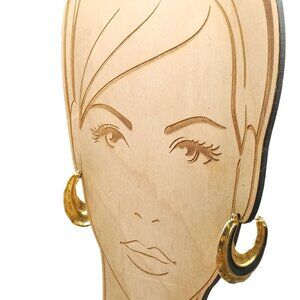 Vintage Gold-Tone Hammered Hoop Earrings with Black Enamel Crescent Detail Chunk